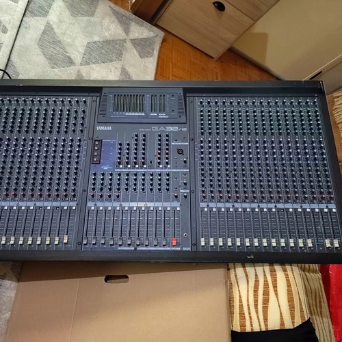 Yamaha GA32/12 audio mixer with aluminum flight case