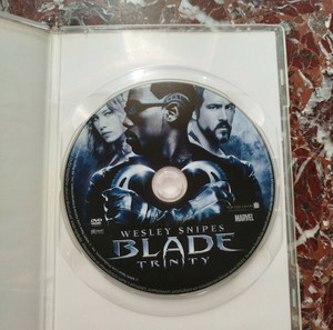 DVD BLADE