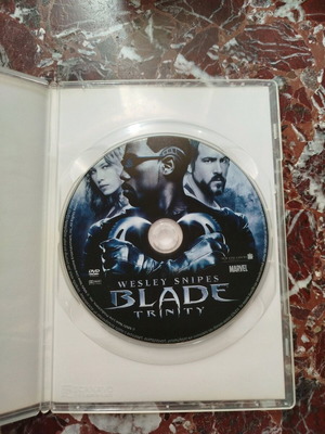 DVD BLADE