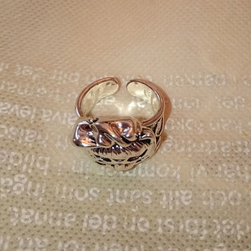 Massive ring Puss in Boots new, silver plated