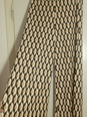 Wide-leg pants with geometric patterns, like new, size S
