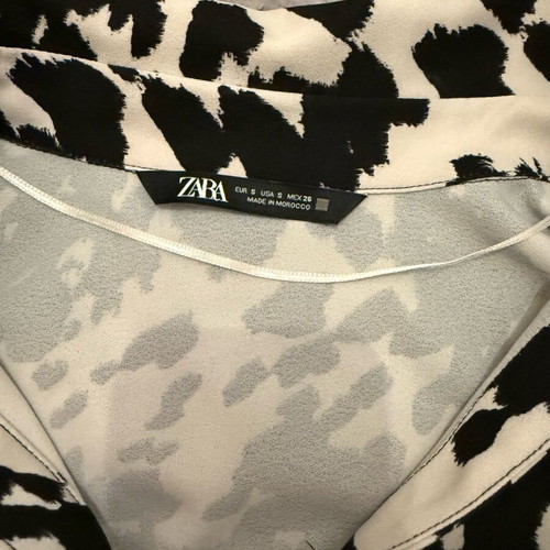 Zara shirt S with black and white pattern like new