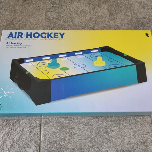 Air Hockey game with batteries, mini table design