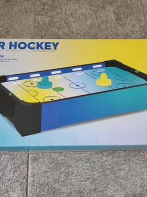 Air Hockey game with batteries, mini table design