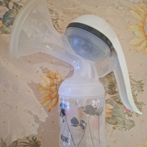 Nuk Jolie Manual Breast Pump like new