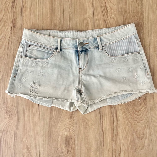 Esprit light-wash denim shorts with embroidered stars like new, size S-M
