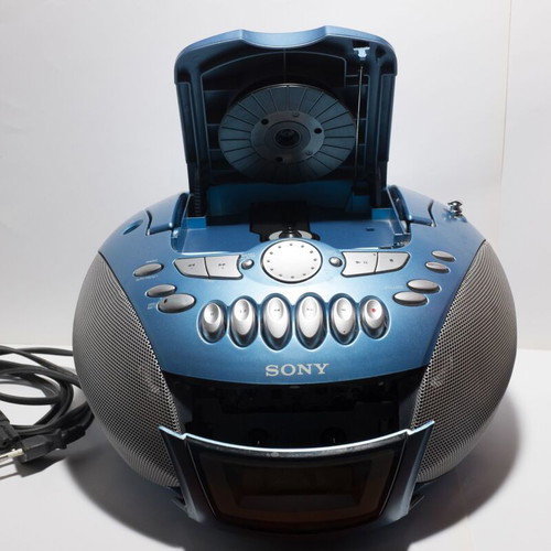Sony CFD-E77L portable stereo CD radio cassette player used
