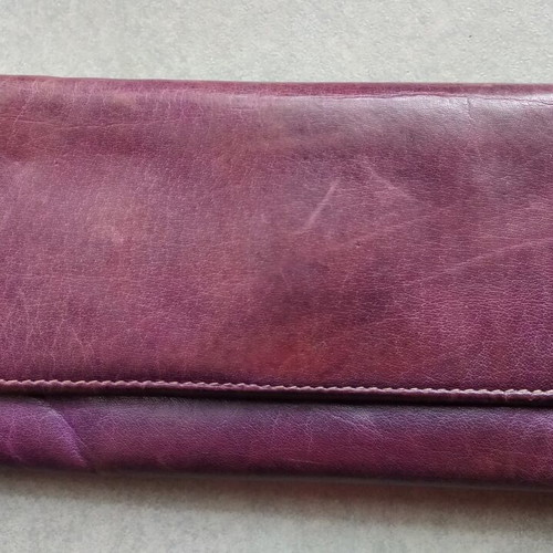 Leather wallet Safari used, purple color