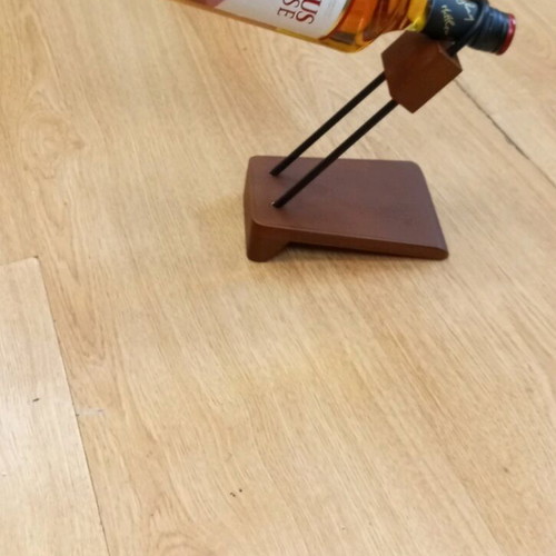 Modern wooden bottle holder like new, minimal design