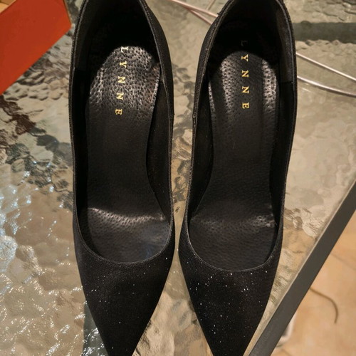 Lynne black high heels with rhinestones like new, size 38