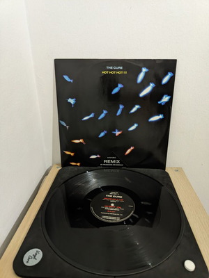 The Cure Hot Hot Hot !!! 12" vinyl like new, rock