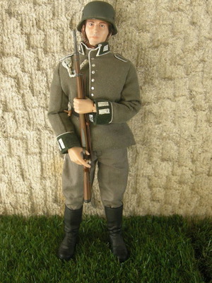 Military figure 1/6 infantry soldier regiment France 1943 like new