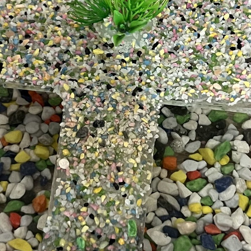 Turtle Bowl like new with Bar, Colored Pebbles, Food and Water Drops