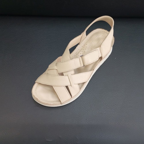 Leather platform sandals size 37, new, beige, anatomical sole