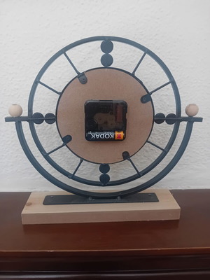 Decorative clock