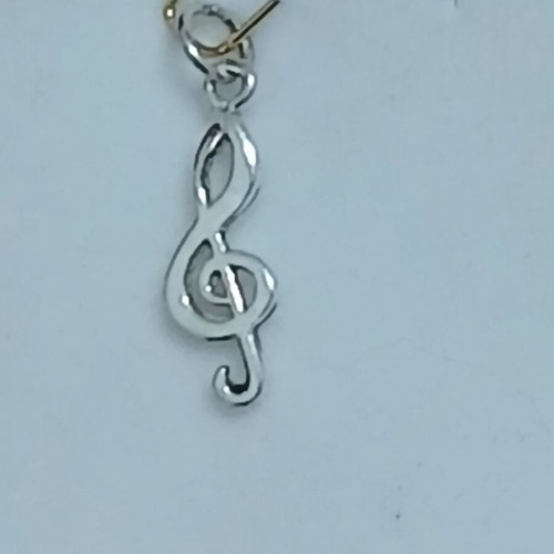 Silver treble clef pendant