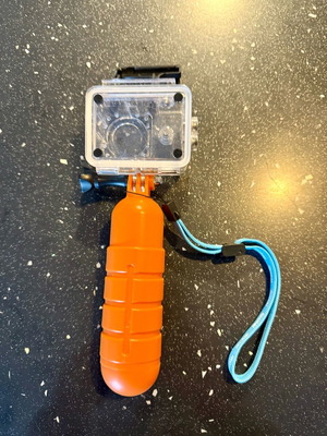 GoPro waterproof case and handle like new