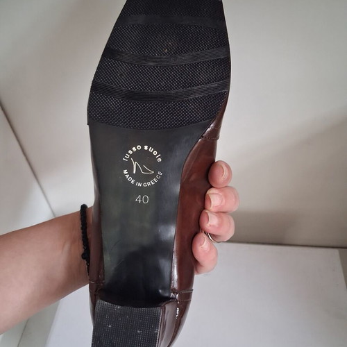 Women's brown pumps size 40 new