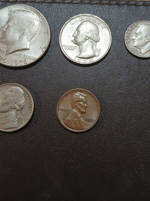 Various American coins from the 60s-70s