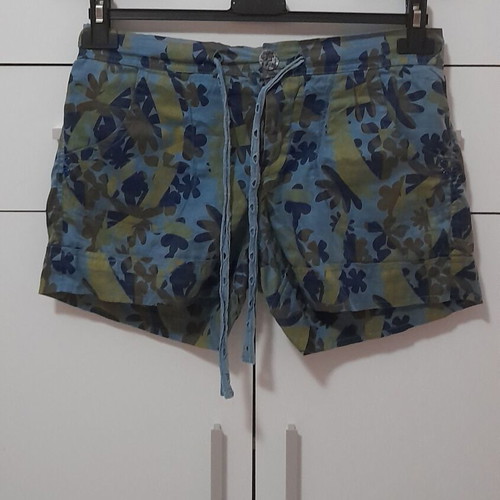 Attrattivo women's shorts like new, floral pattern, size XS