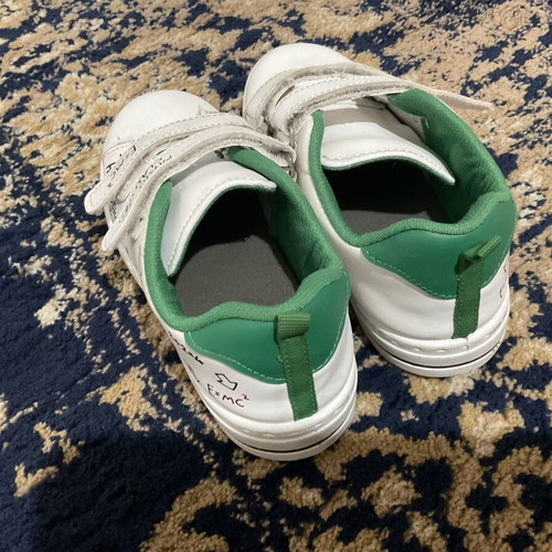 El Waikiki white kids' casual shoes size 33 with physics symbols