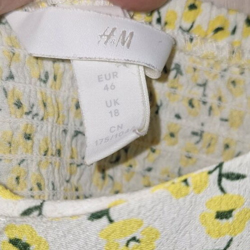 H&M floral top size 46 like new, yellow