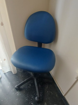 Modeco children's office chairs used, fully functional