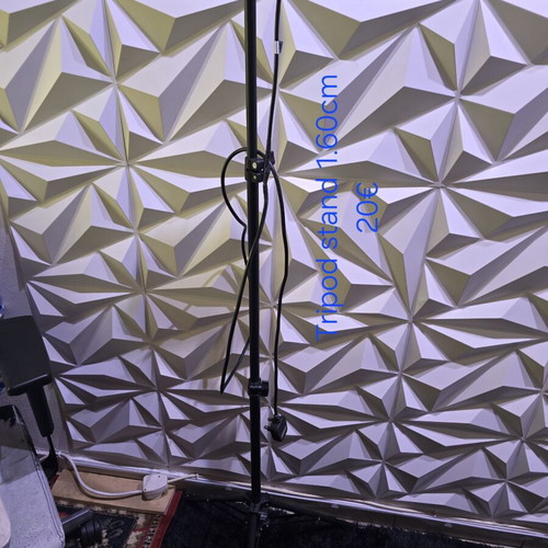 Mix tripod stands new, various bases
