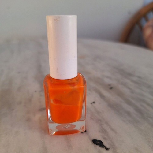 Md orange fluorescent nail polish used