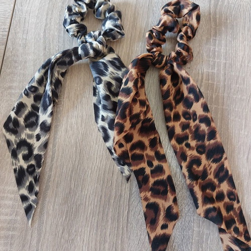 Animal print hair ties with hanging fabric, like new, pack of 2
