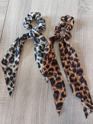 Animal print hair ties with hanging fabric, like new, pack of 2