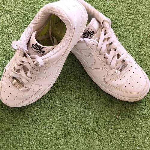 Nike Air Force athletic shoes used, size 38, white leather