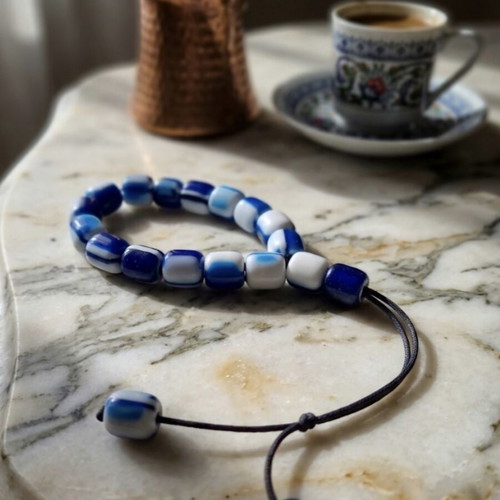 Worry beads resin like new, 30 cm, 19 beads
