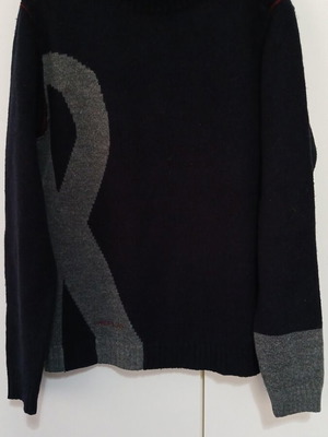 Replay men's wool sweater like new, black and gray