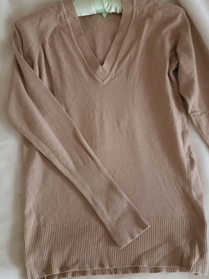Women's sweater used, warm, beige, elastic