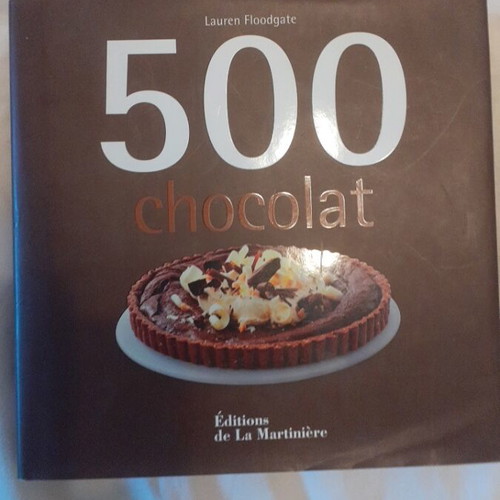 Book with 500 chocolate recipes new, French edition