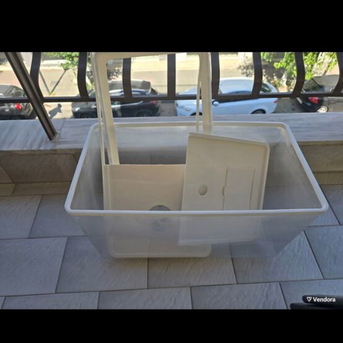 Aquarium used with extras for fish or turtles, 52x29x29 cm