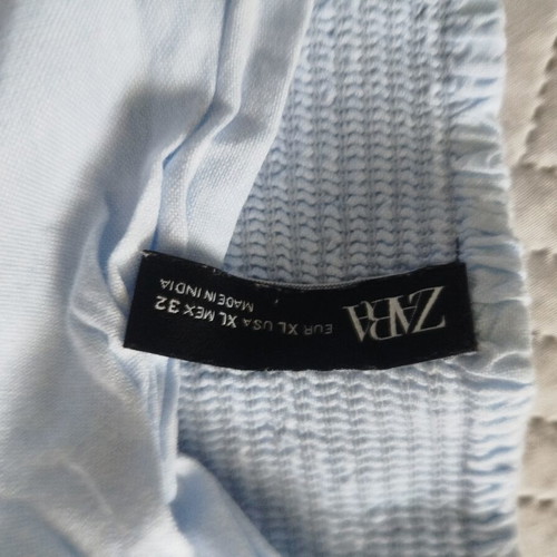 Zara blue embroidered cotton t-shirt size XL like new