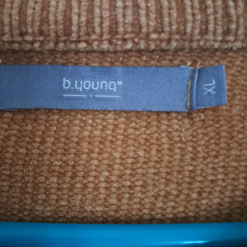 Acrylic women's sweater mustard B.young Large-Xlarge like new