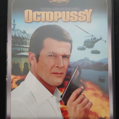 Octopussy Special 007 edition DVD with subtitles
