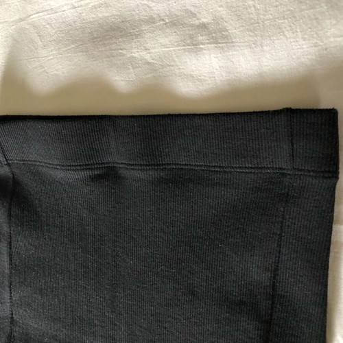 Women's short blouse and skirt set like new, black