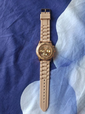 Linda women's wristwatch like new, beige and gold