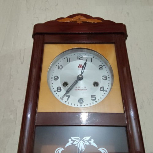 Wooden Vintage Wall Pendulum Clock