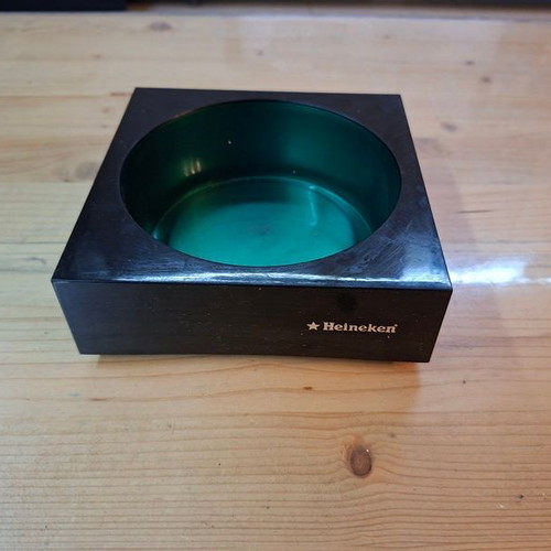 Heineken collectible ashtray and serving tray from 1990 like new