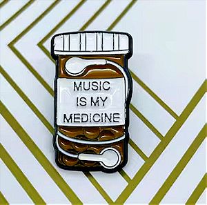 Καρφίτσα music is my medicine