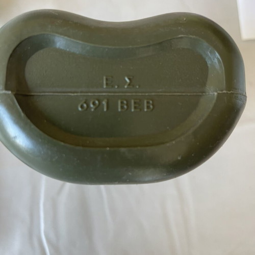 Military canteens used, set of two E.Σ.691ΒΕΒ