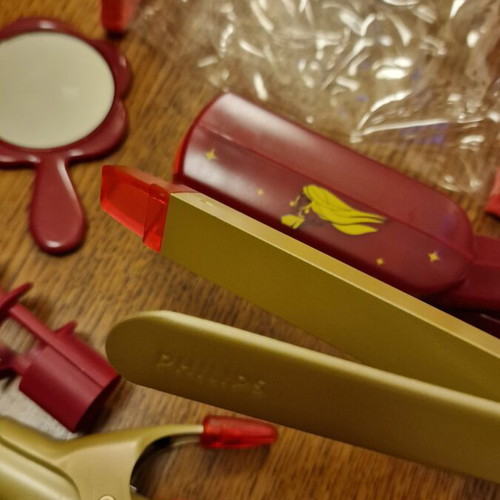 Philips Girl Glam Hair Styling Set new, curling and straightening