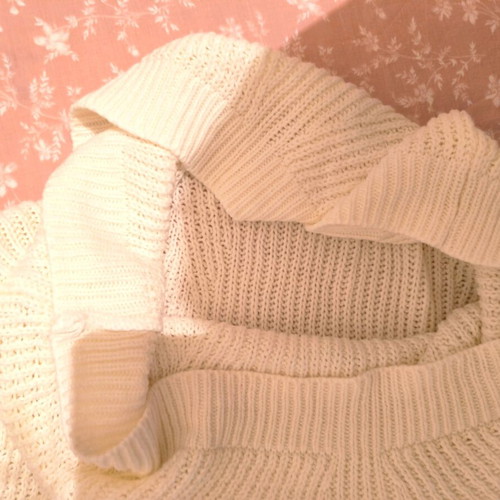 Winter skirt like new, size M, cream