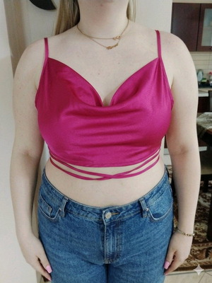 Satin croptop like new, pink, size M