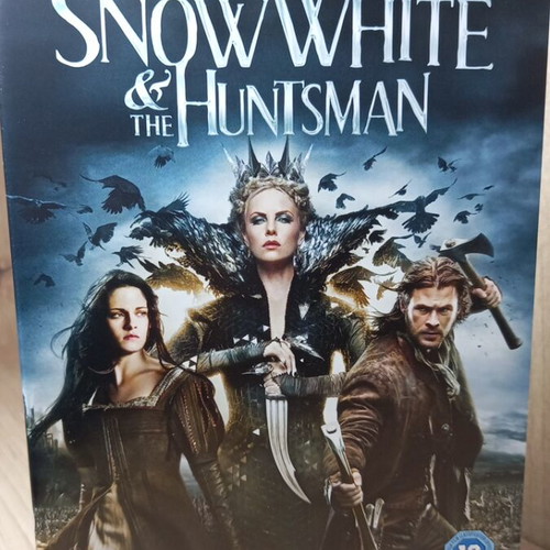 Snow White & The Huntsman DVD like new, English subtitles